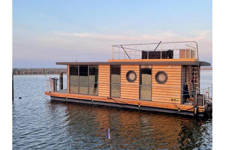Hausboot Fjord Haven Mit Biosauna In Barth Exteriör bild