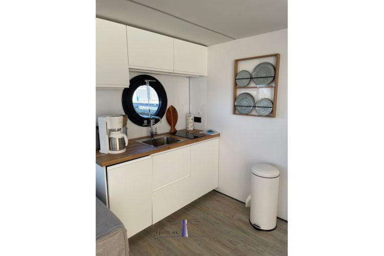 Hausboot Fjord Haven Mit Biosauna In Barth Exteriör bild